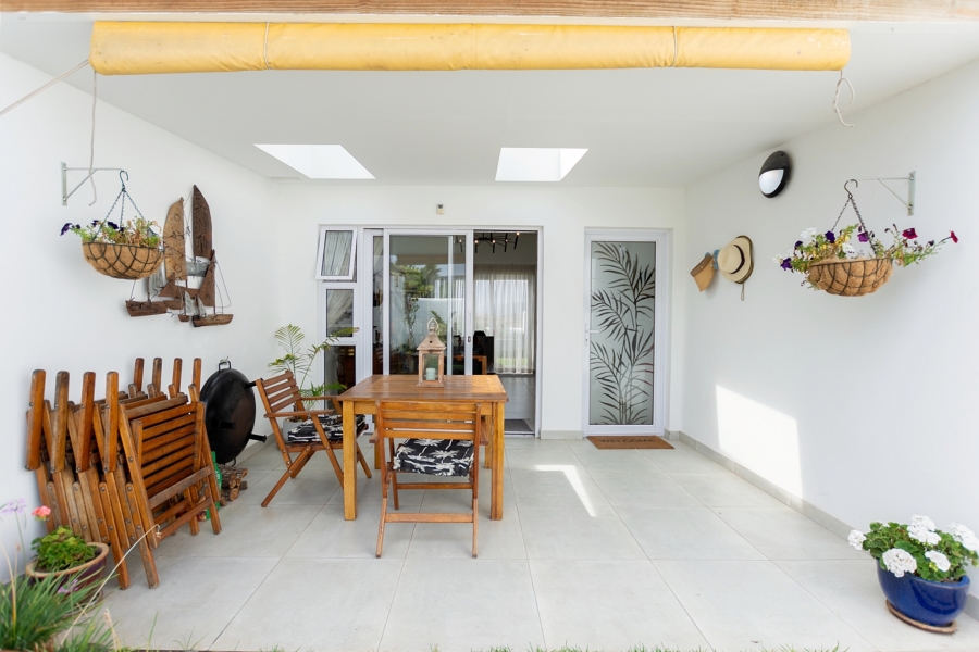 3 Bedroom Property for Sale in Golden Mile Western Cape